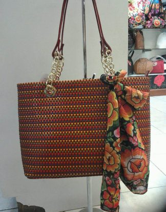 BOLSA DE MANO TEJIDA CON MOÑO