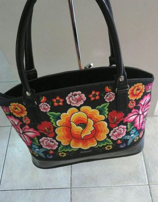 BOLSA DE PIEL NEGRO CARMÍN