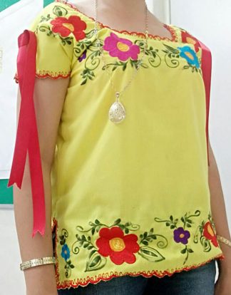 BLUSA DE POPELINA BORDADA