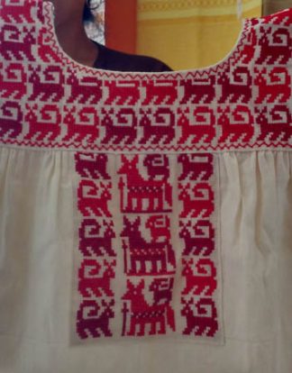 BLUSA PUNTO DE CRUZ